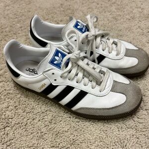 Adidas Samba men’s size 6.5 (fits like women’s 7.5) great condition